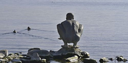 sculpture human swimmer