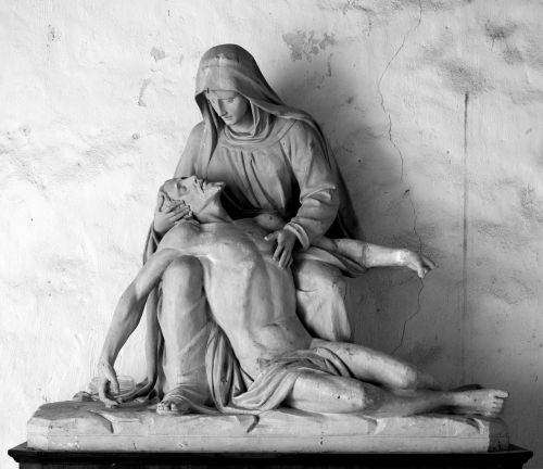 sculpture religion jesus and marie