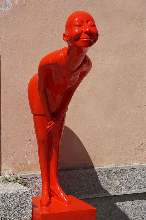 sculpture character statue