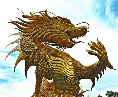 sculpture dragons golden