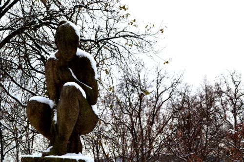 sculpture prague monument