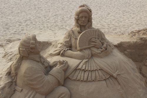 sculpture sand art