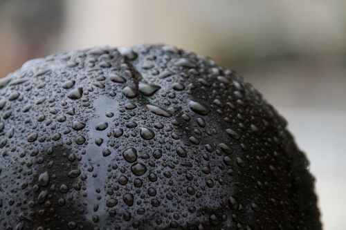 sculpture rain drops