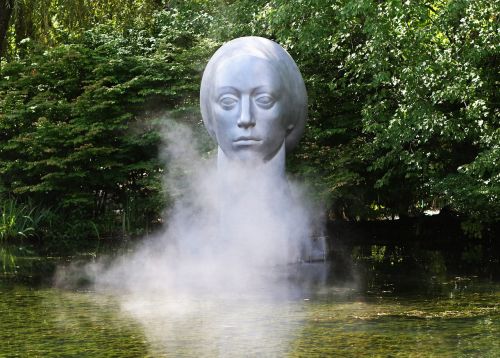 sculpture grounds for sculpture woman