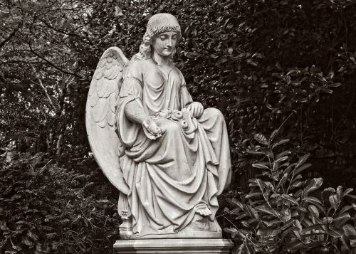 sculpture angel cemetery