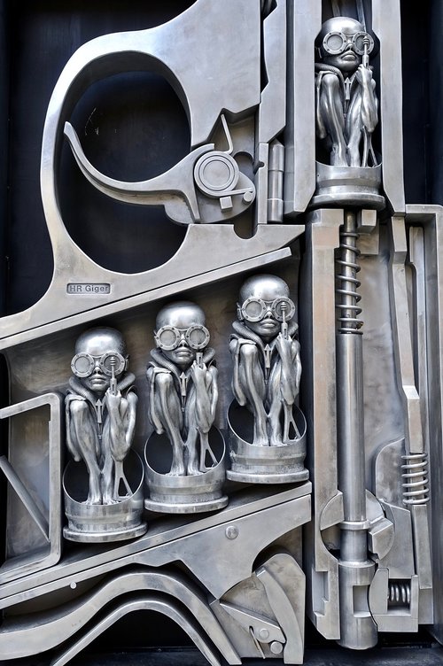 sculpture  steel  mechanical