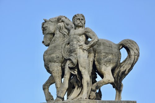 sculpture  sculpture esplanade of the trocadéro  sculpture man horse