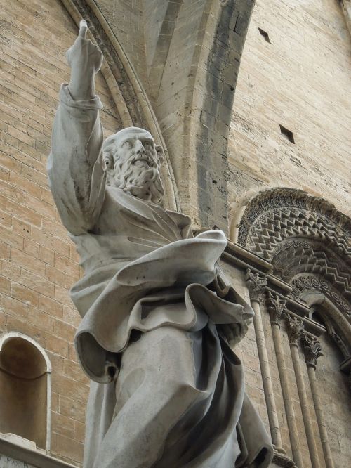 sculpture church sicily