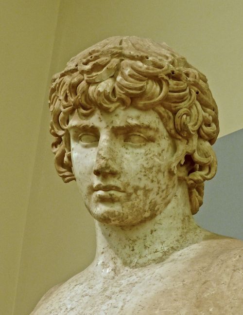sculpture roman statue