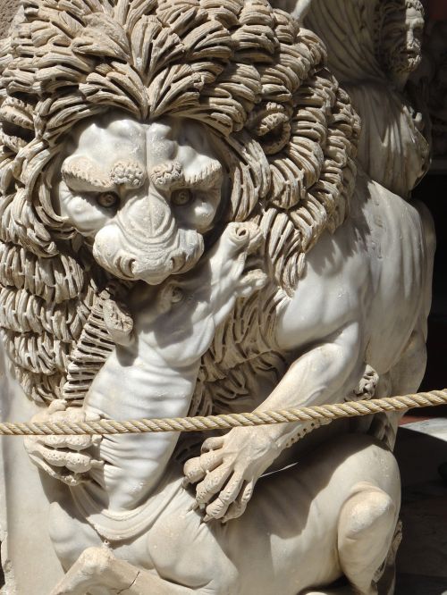 sculpture lion animals