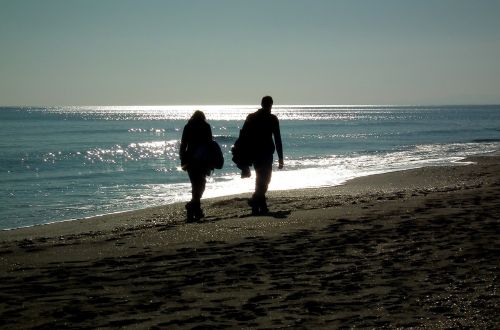 sea beach couple