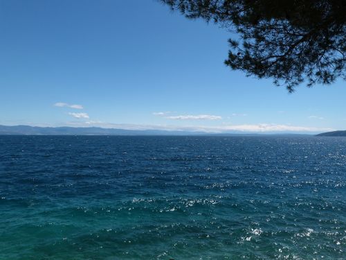 sea blue water
