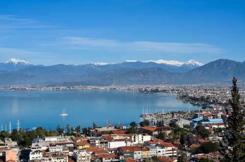 sea mountains view