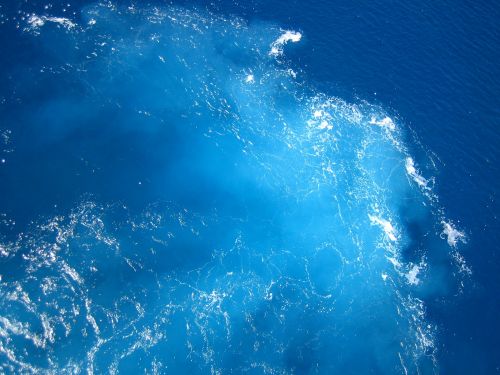 sea blue water