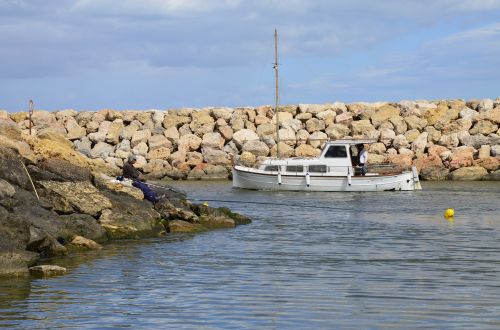 sea fishing boat