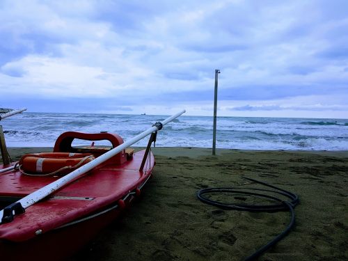 sea winter sky