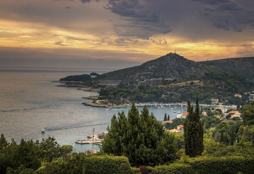 sea mountains landscape