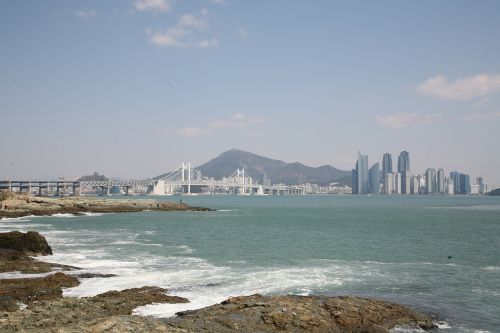 sea gwangalli waves