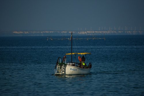 sea  boat  fishing