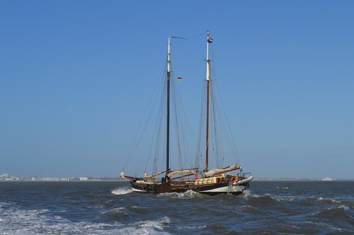 sea  ship  sailing vessel