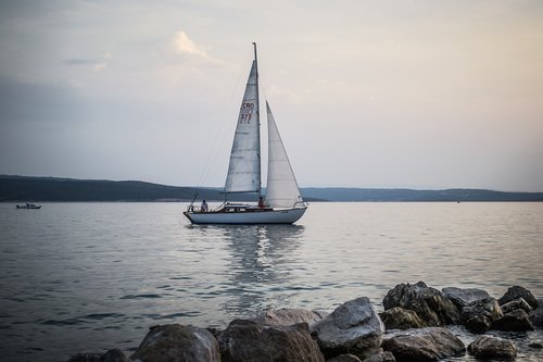 sea  sailing boat  water