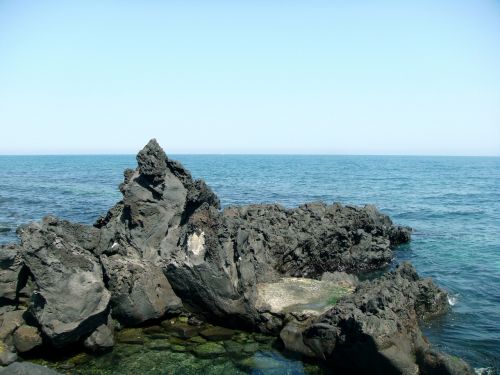sea stone basalt