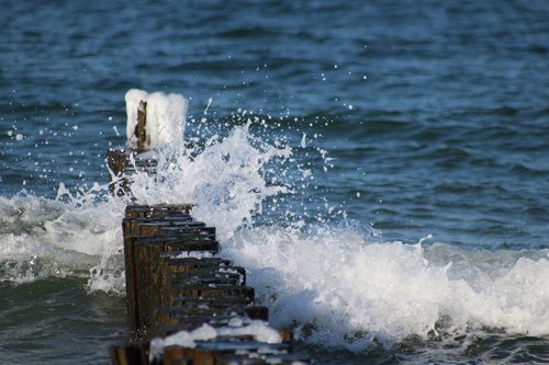 sea  water  spray