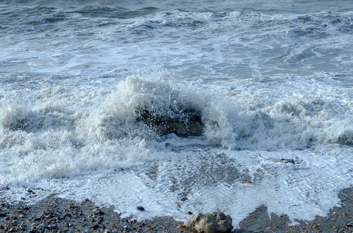 sea  wave  rock