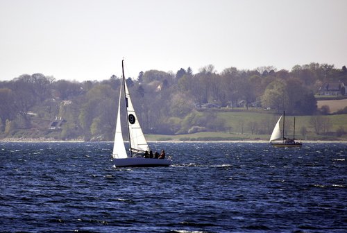 sea  water  sail
