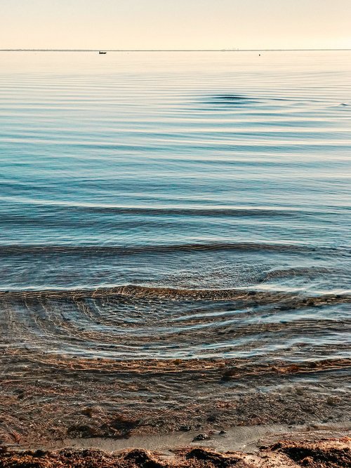 sea  waves  beach