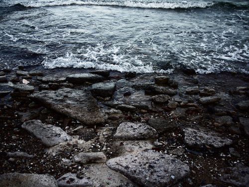 sea rock water