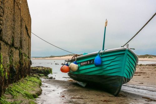 sea houses boats harbour