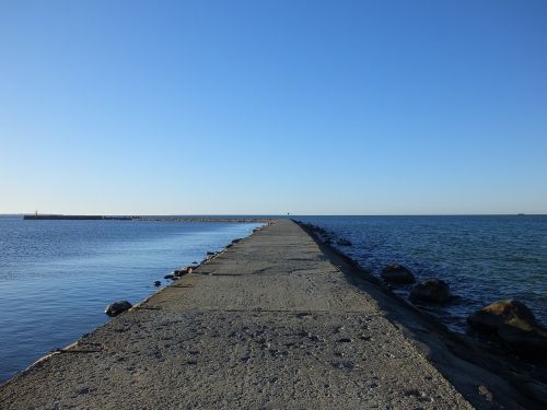 seaside sea water