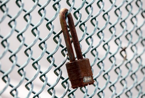 security  lock  rusty