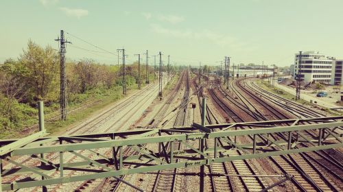 seemed bridge trains