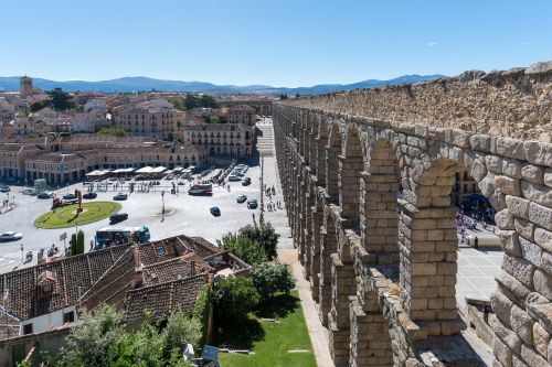 segovia spain aqueduck