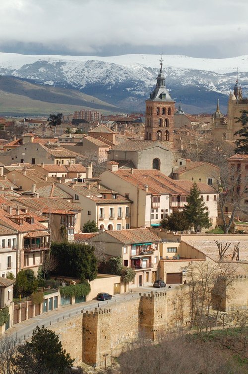 segovia  roofs  castle