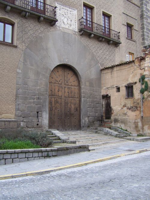 segovia doorway house