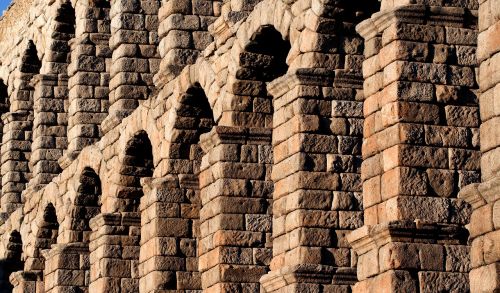 segovia spain aquaduct roman