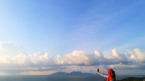 selfie happy clouds