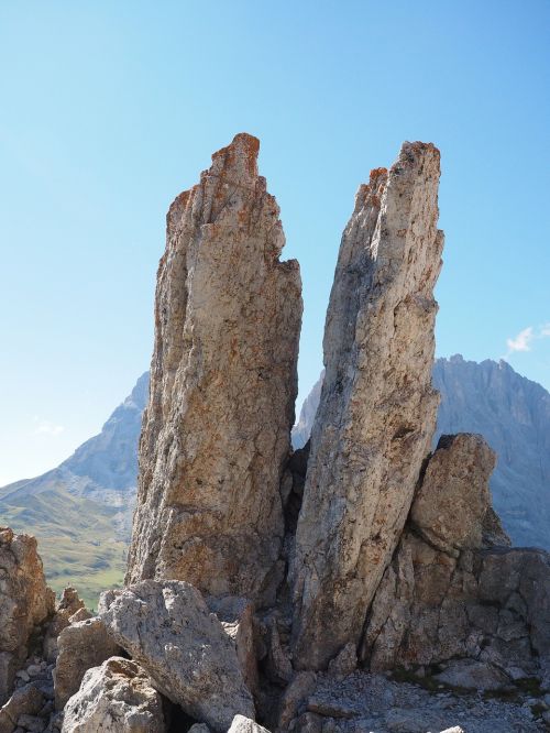 sella pass sella rocky towers