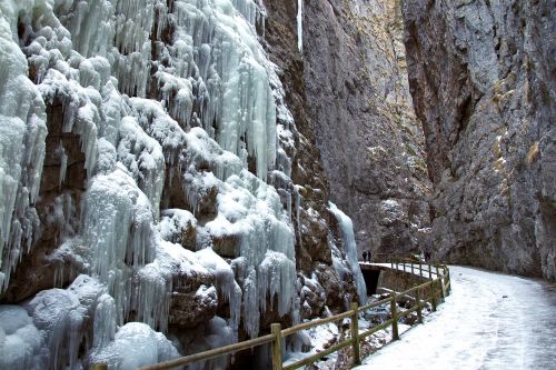 serrai di sottoguda dolomites ice falls