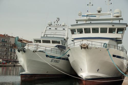 sète trawlers fishing