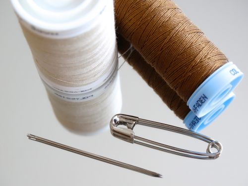 sew near utensils thread