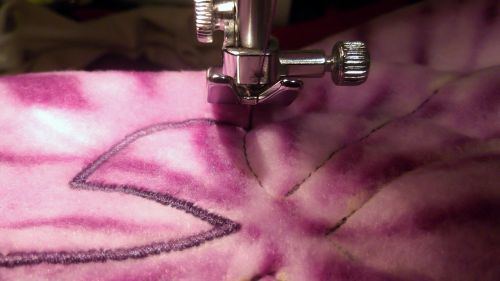 sewing thread needle