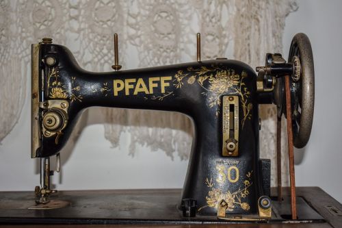 sewing machine old retro