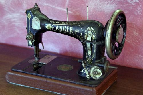 sewing machine antique old