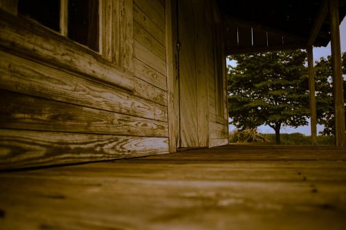 shack cottage hut