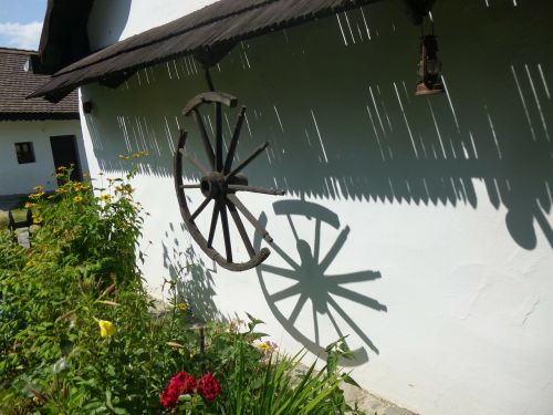 shadow old house wheel