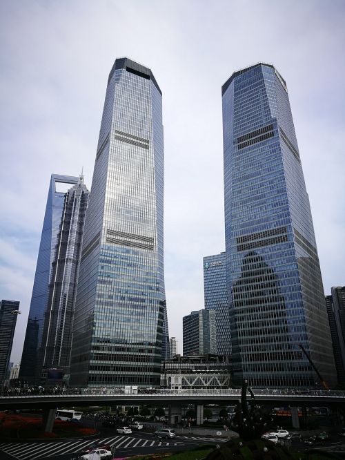 shanghai skyscraper building